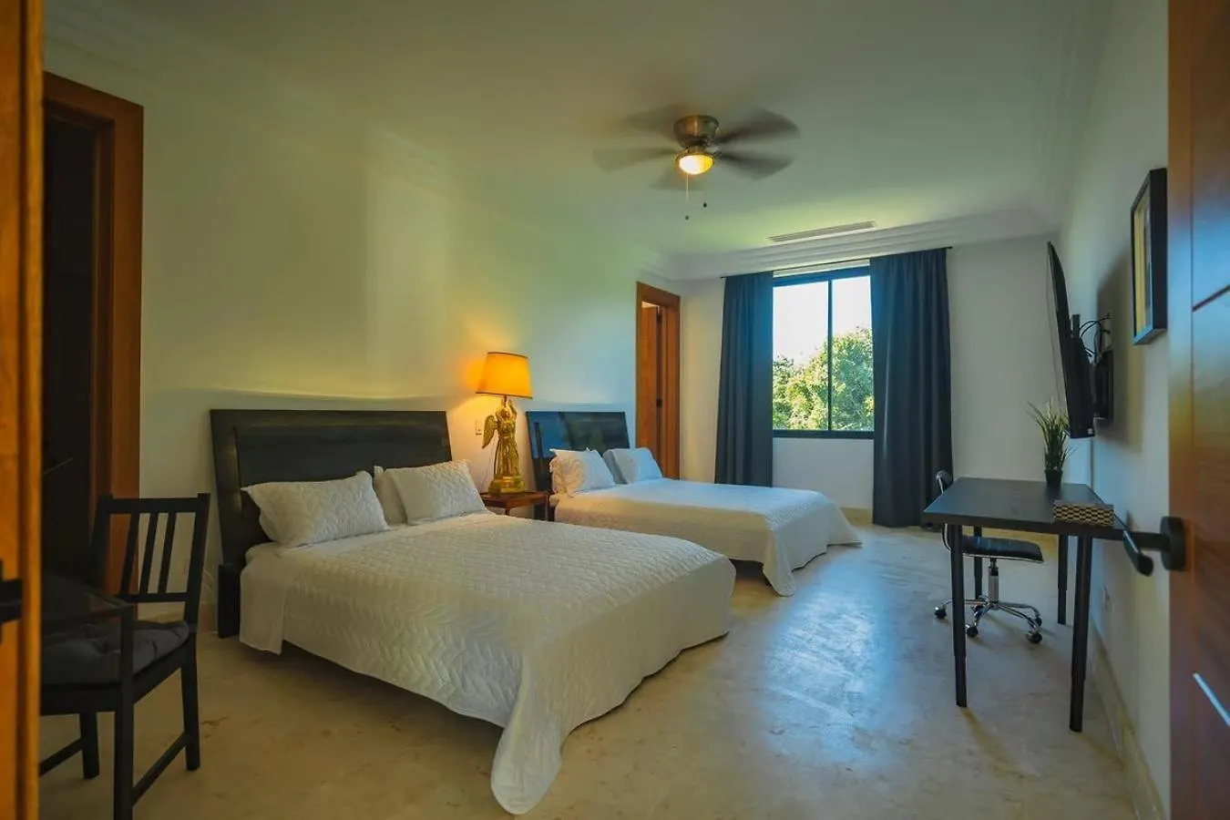 Waterfront Luxury Home In Punta Cana Resort & Club ヴィラ